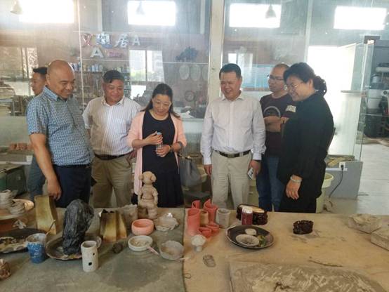 城建公司一行参观2.jpg