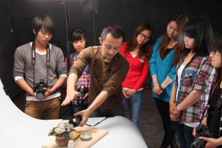 上课实景摄影与摄像技术（广告摄影方向）上课实景